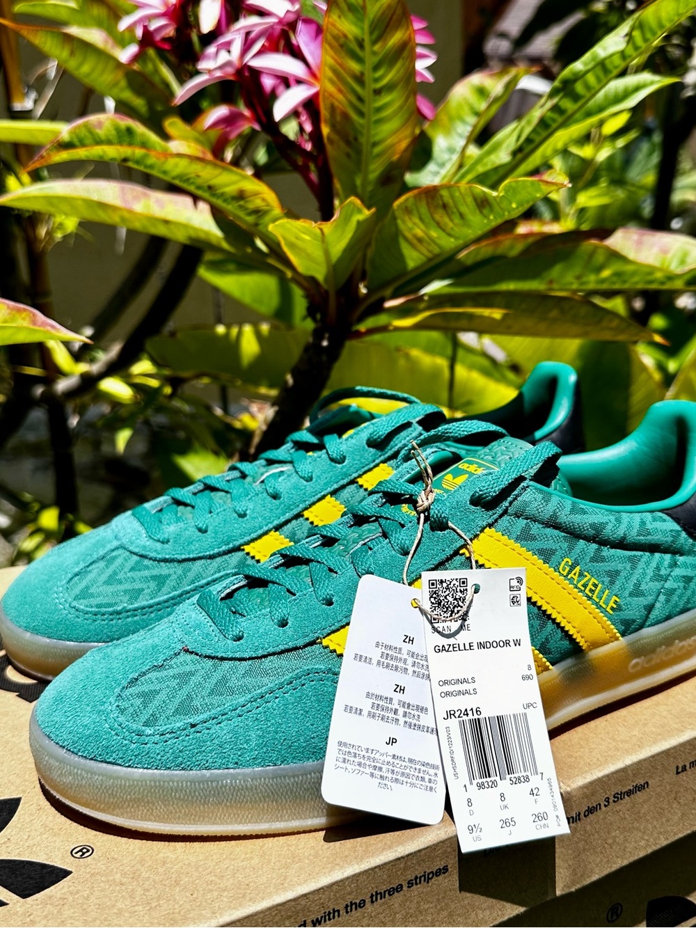 adidas Gazelle Women’s Teal Suede Sneakers Green with Yellow Three Stripes - Picture 3 of 10